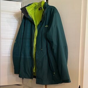Patagonia Men's Teal and Lime Performance Jacket